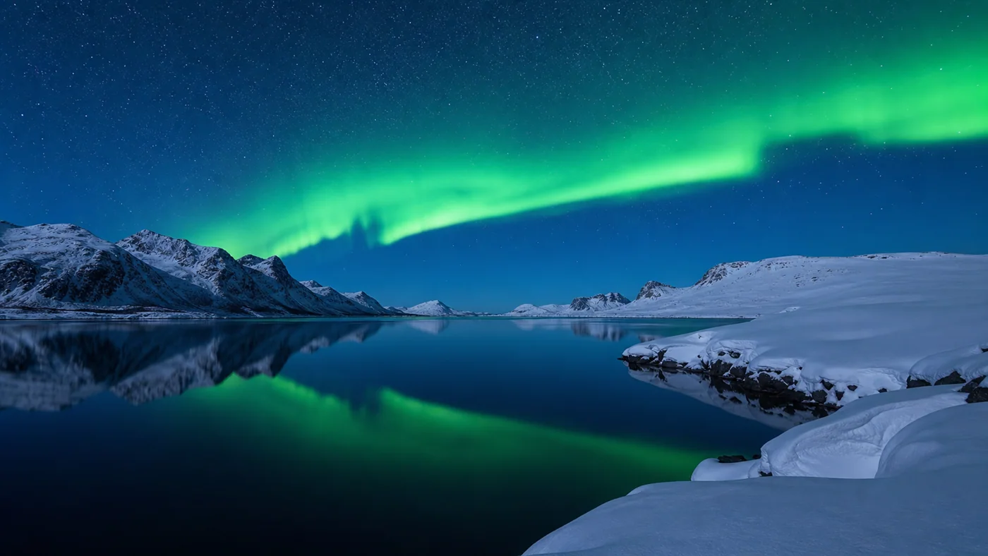 Aurora Silence — Emerald aurora, cobalt sky, white snowfield, and dark fjord become four clean natural color blocks.