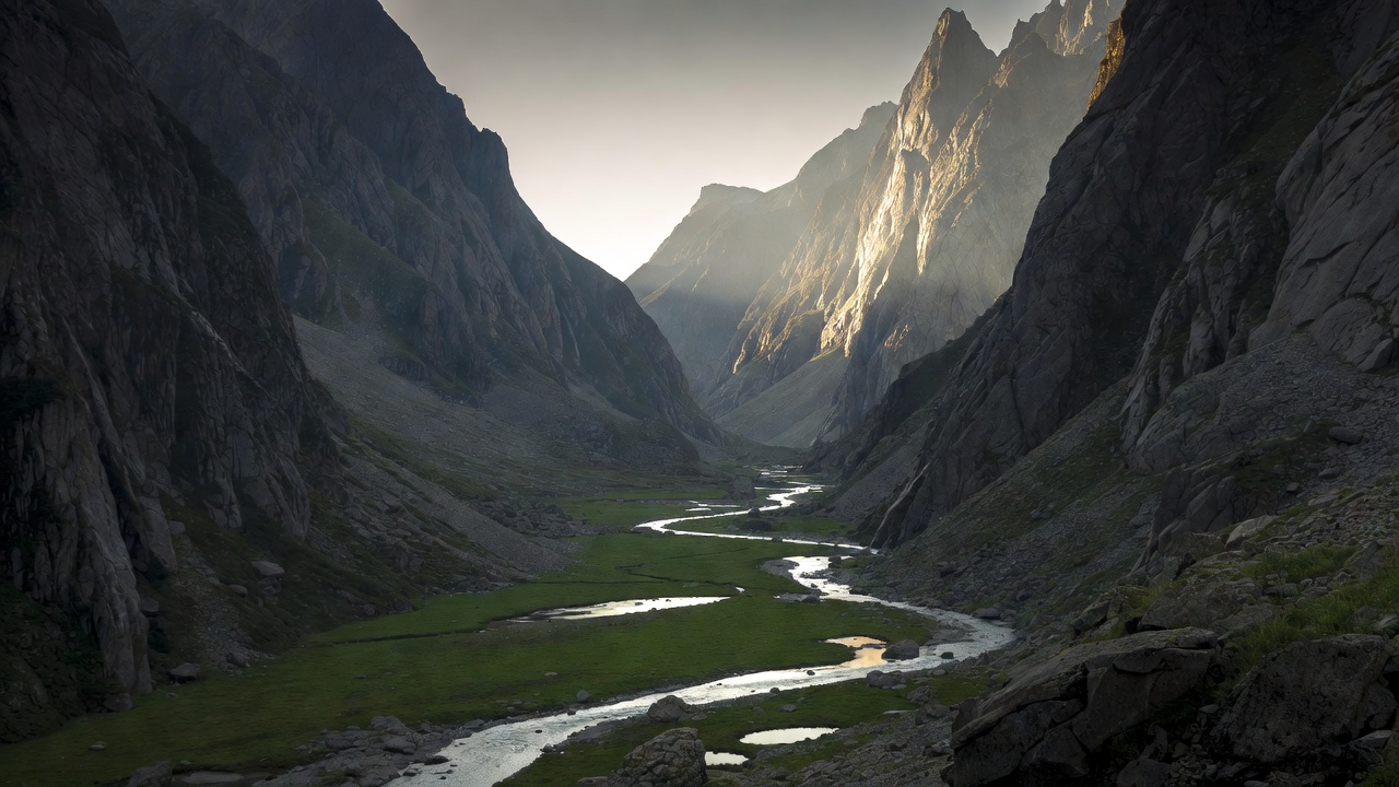 Epic Mountain Valley With A Winding River — Desktop Wallpaper